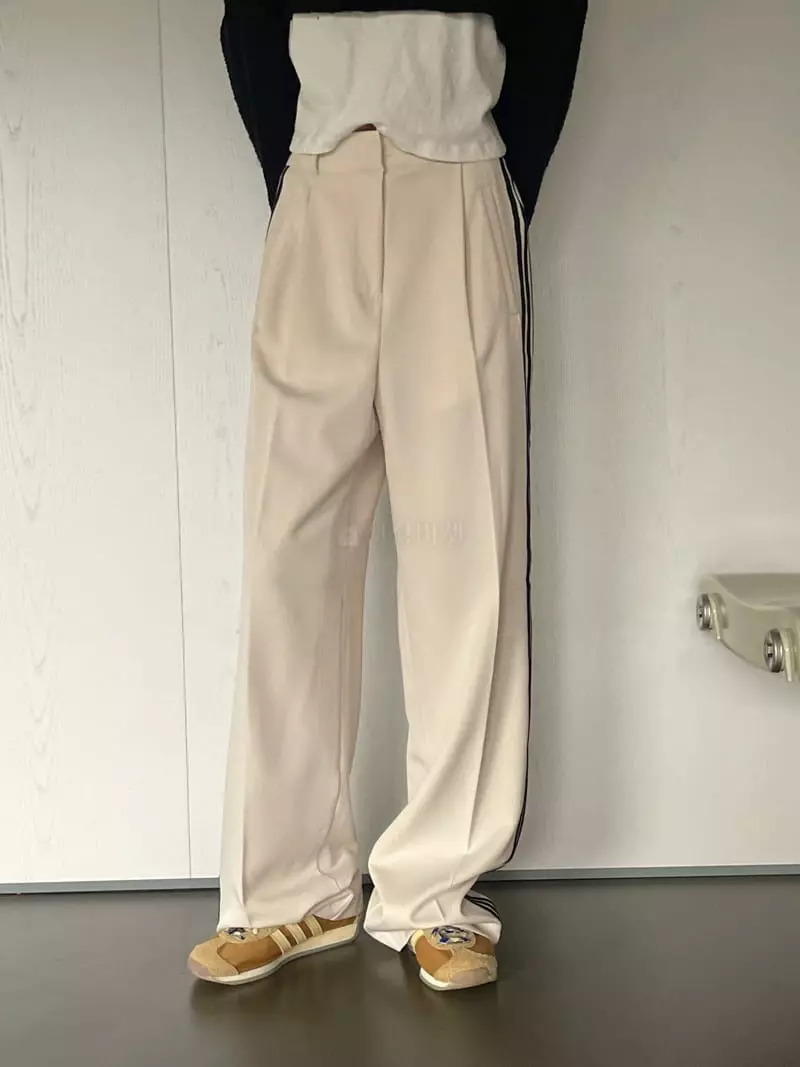 Kare - Korean Women Fashion - #vintageinspired - Bain Pants - 5