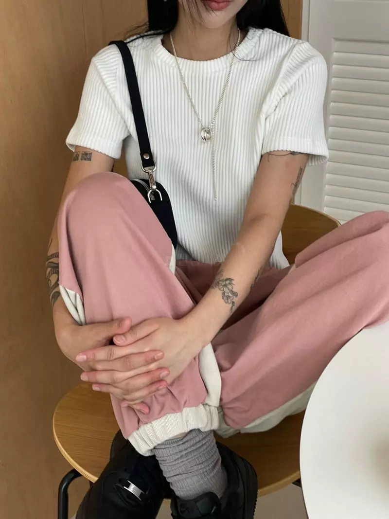 Kare - Korean Women Fashion - #vintagekidsstyle - Belly Tee - 7