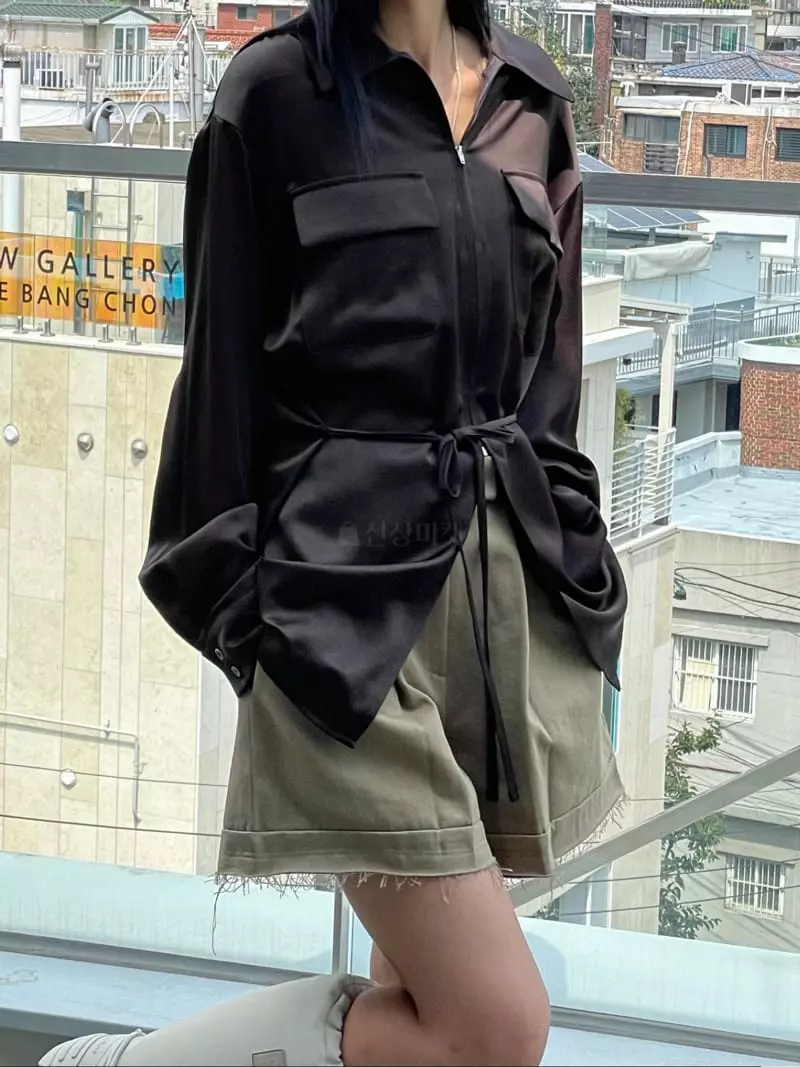 Kare - Korean Women Fashion - #womensfashion - Glossy Blouse - 11