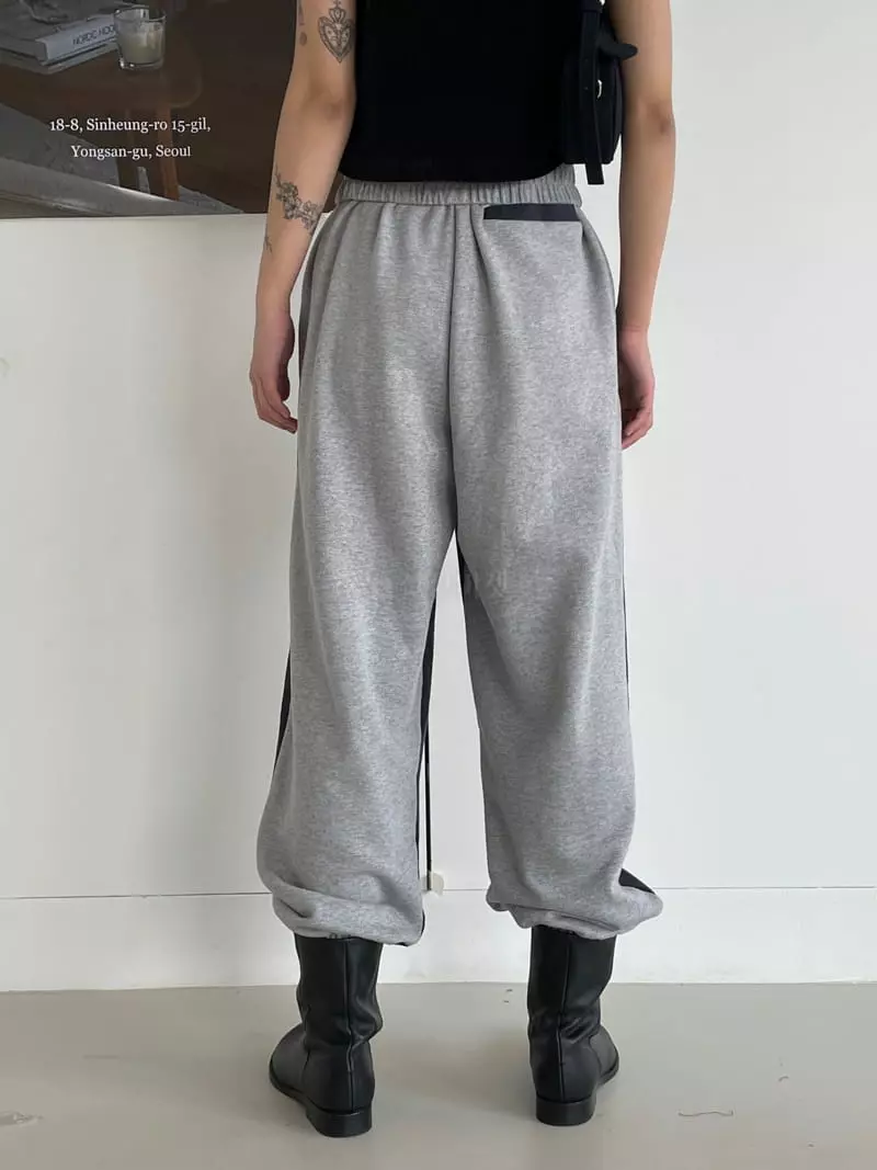 Kare - Korean Women Fashion - #womensfashion - Half Pants - 12