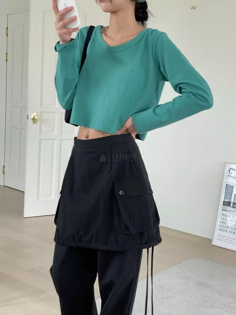 Kare - Korean Women Fashion - #womensfashion - Crop Tee - 8