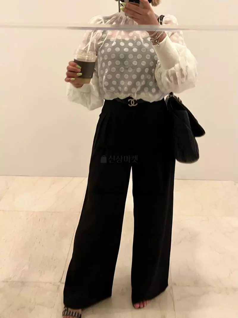 Kkonju - Korean Women Fashion - #womensfashion - Ale Dot Blouse - 11