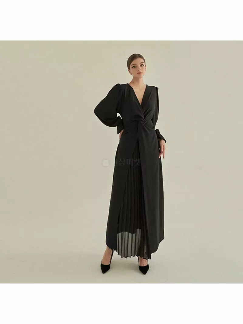 Kkonju - Korean Women Fashion - #womensfashion - De Blan One-piece - 7
