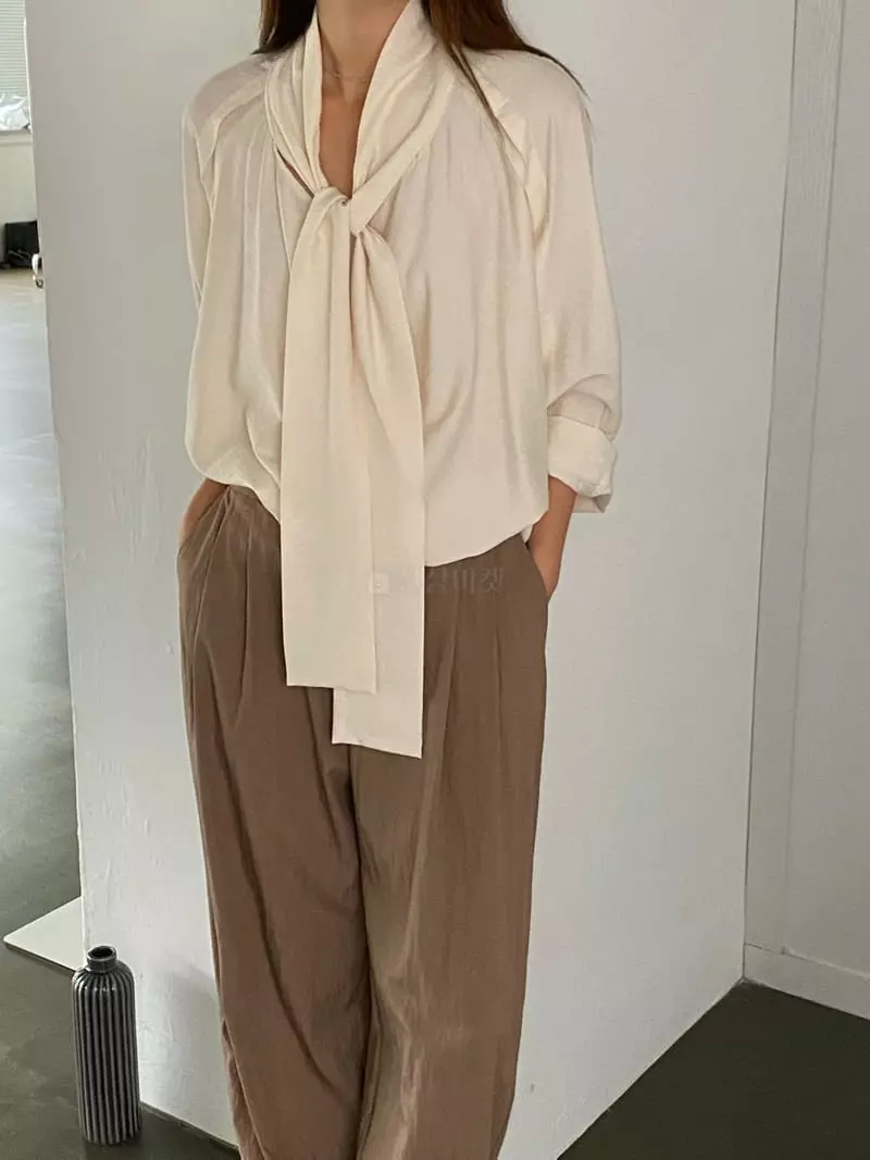 Knock - Korean Women Fashion - #momslook - Le Tie Blouse - 5