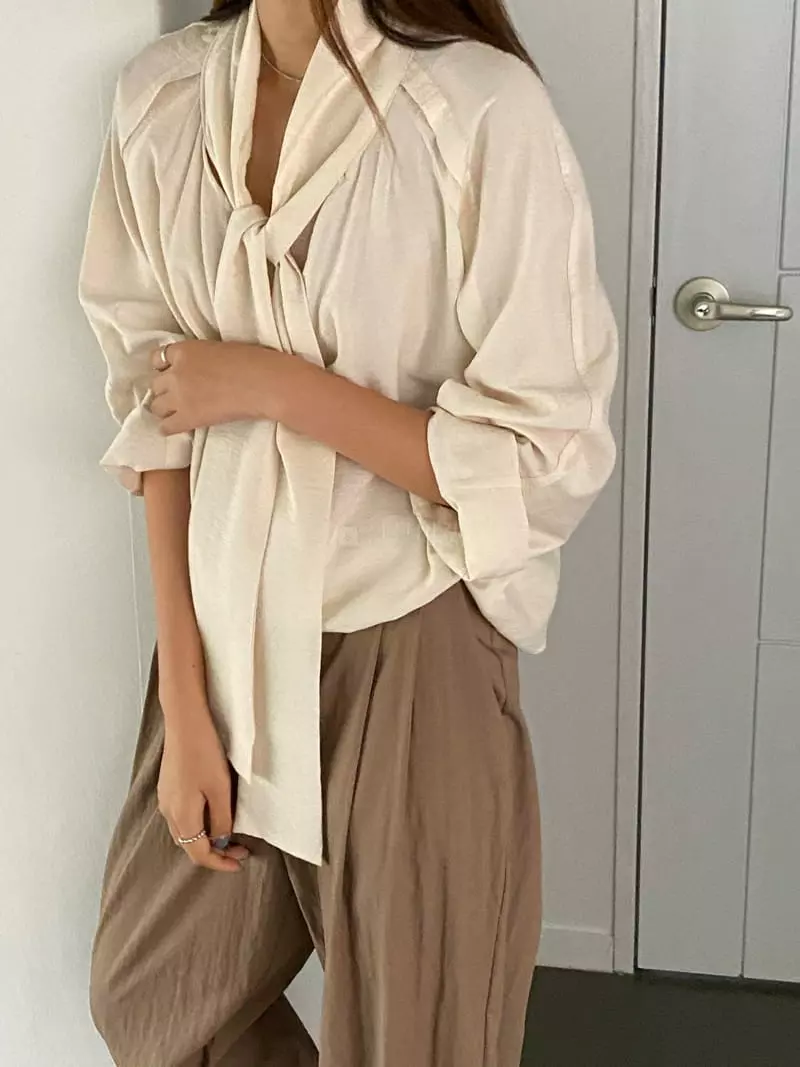 Knock - Korean Women Fashion - #momslook - Le Tie Blouse - 6