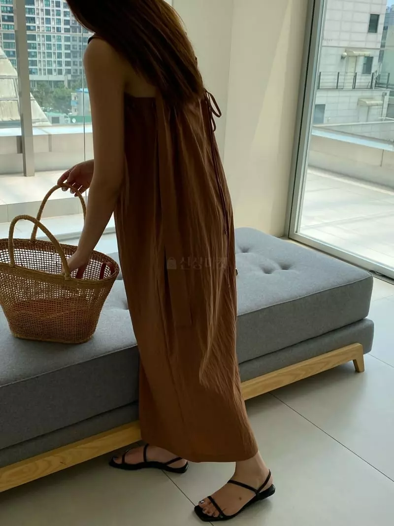 Knock - Korean Women Fashion - #momslook - Low One-piece - 3