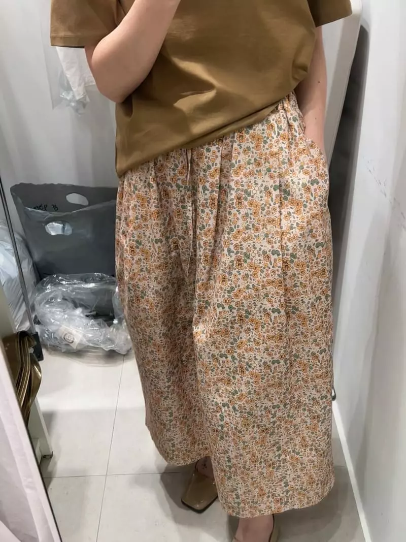 Lable - Korean Women Fashion - #momslook - Small Flower Skirt - 8