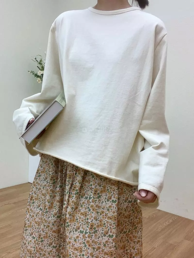 Lable - Korean Women Fashion - #momslook - Round Sweatshirt - 12