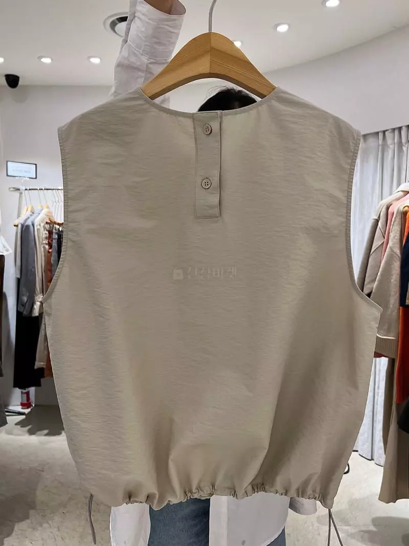 Lable - Korean Women Fashion - #pursuepretty - Pocket Vest - 4