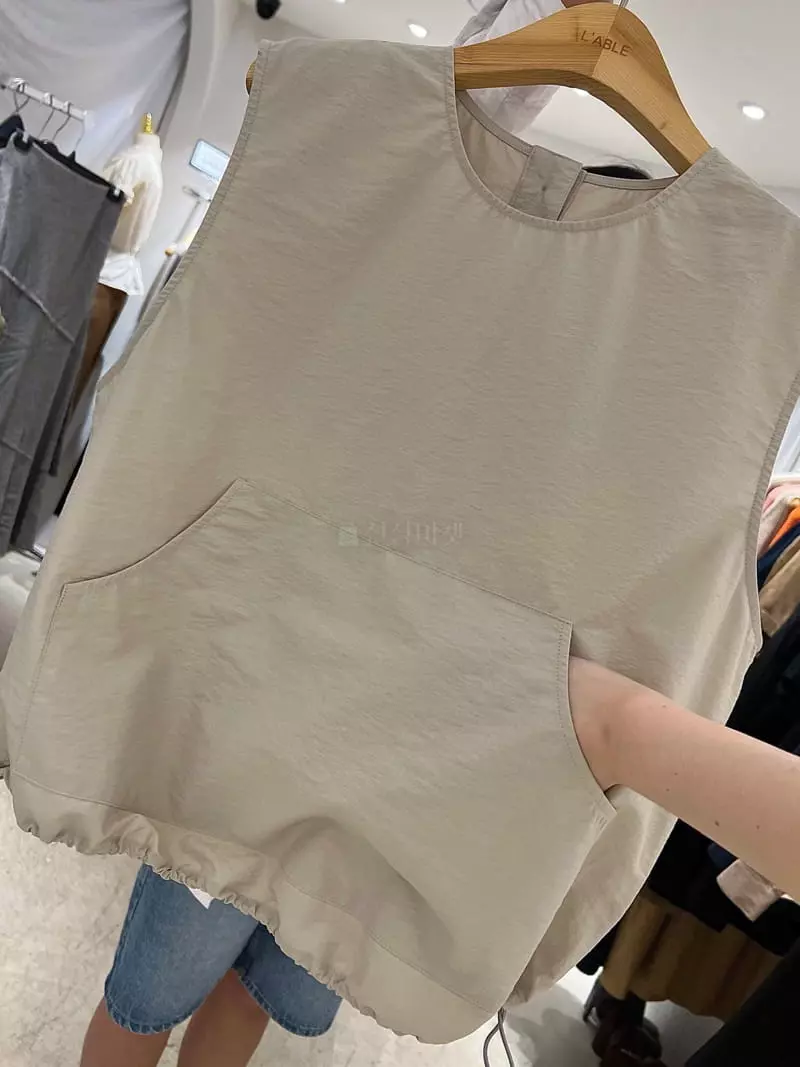 Lable - Korean Women Fashion - #romanticstyle - Pocket Vest - 5
