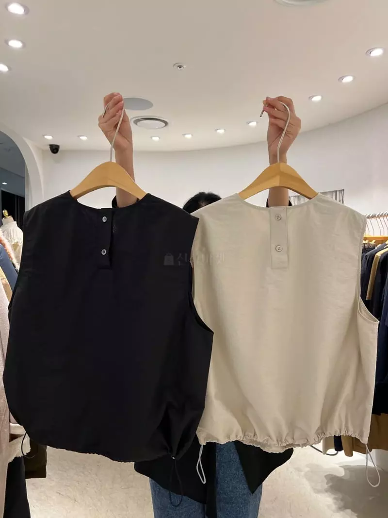Lable - Korean Women Fashion - #thatsdarling - Pocket Vest - 7