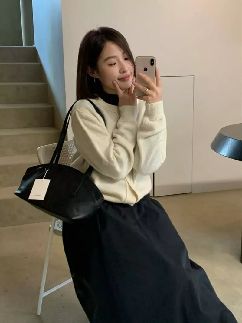 Lake Side - Korean Women Fashion - #womensfashion - Alpaca Round Knit Tee - 4