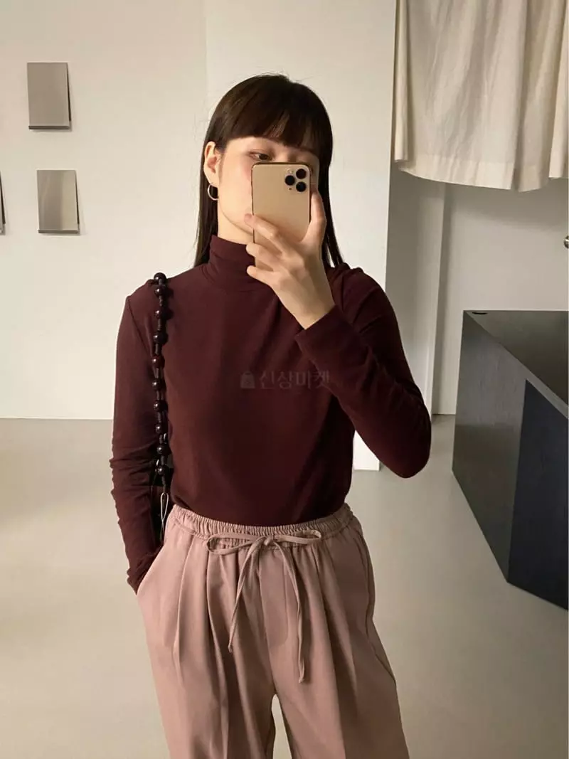 Lake Side - Korean Women Fashion - #momslook - Sof Turtleneck Tee - 5