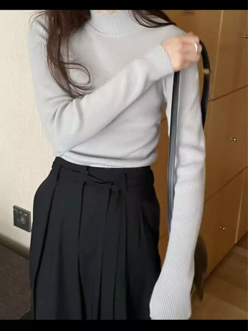 Lamagie Pie - Korean Women Fashion - #momslook - Flower Turtleneck Knit Tee - 8