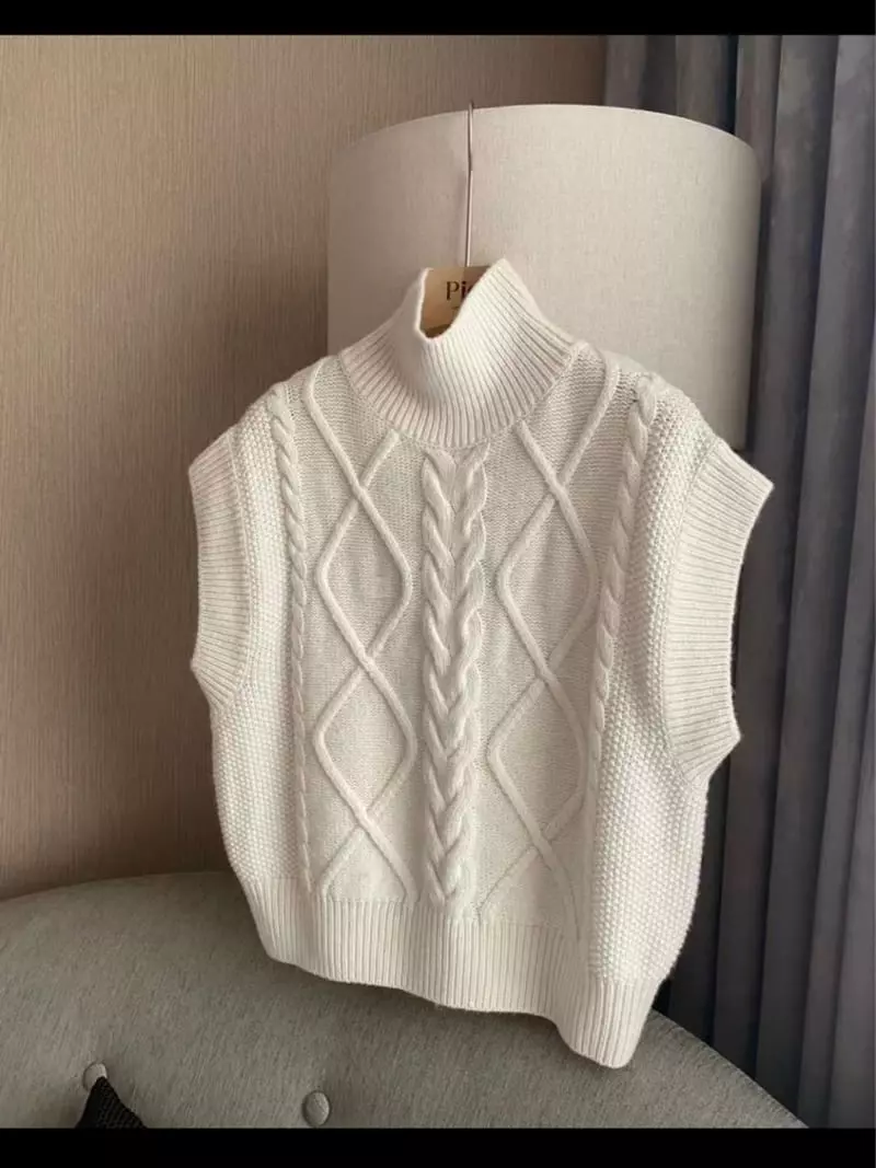 Lamagie Pie - Korean Women Fashion - #momslook - Cable Turtleneck Vest Knit - 8