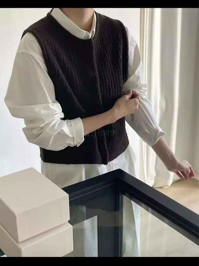 Lamagie Pie - Korean Women Fashion - #momslook - Baby Vest Knit Tee - 2