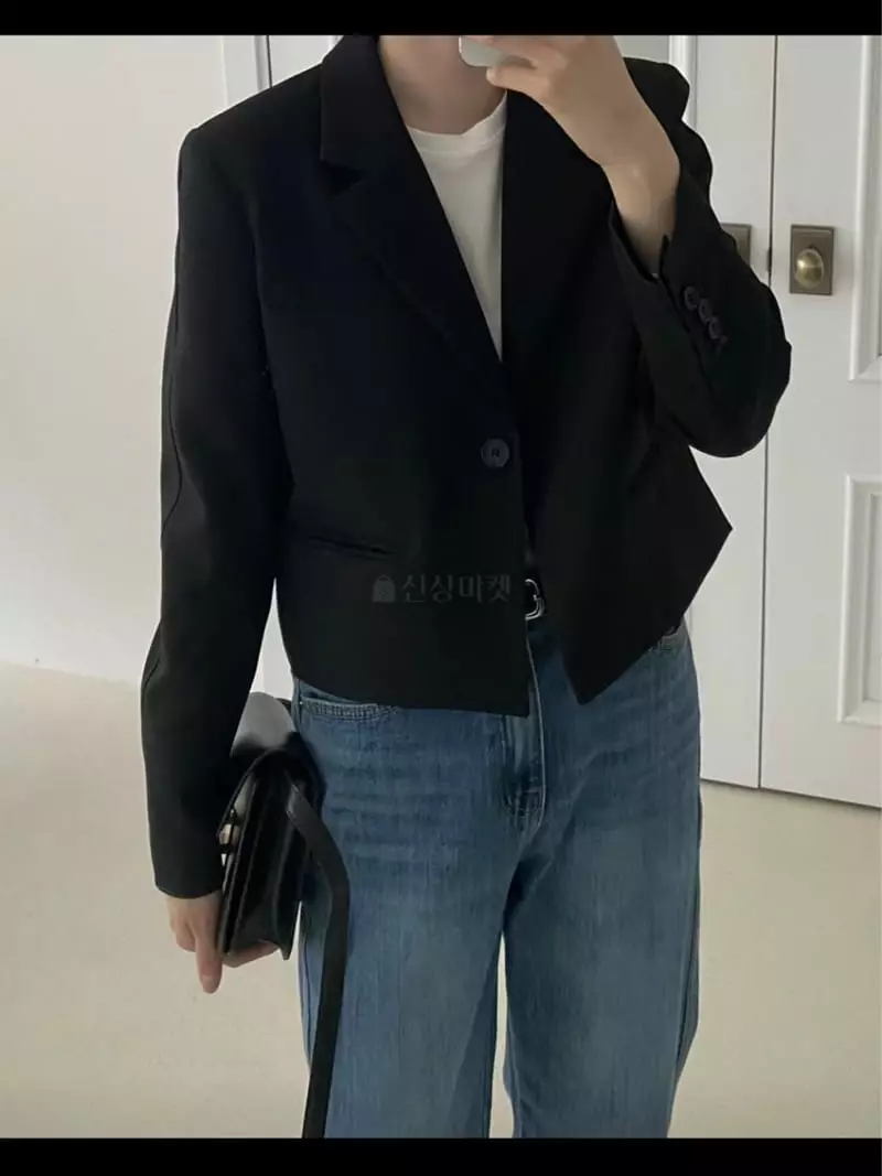 Lamagie Pie - Korean Women Fashion - #shopsmall - Crop Slit Jacket - 4