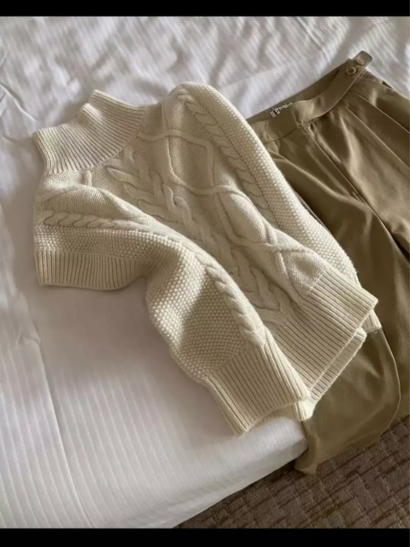 Lamagie Pie - Korean Women Fashion - #womensfashion - Cable Turtleneck Vest Knit - 9