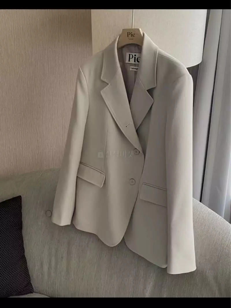 Lamagie Pie - Korean Women Fashion - #momslook - Swan Hoshi Jacket - 4