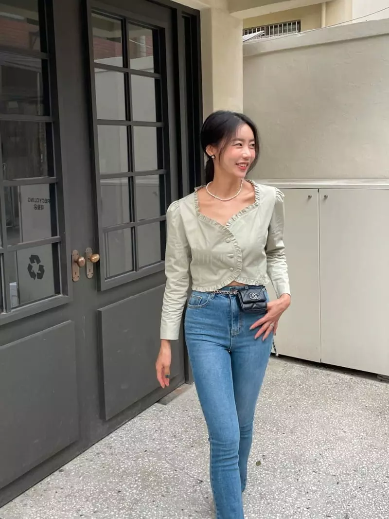 Lamp - Korean Women Fashion - #romanticstyle - Momo Blouse