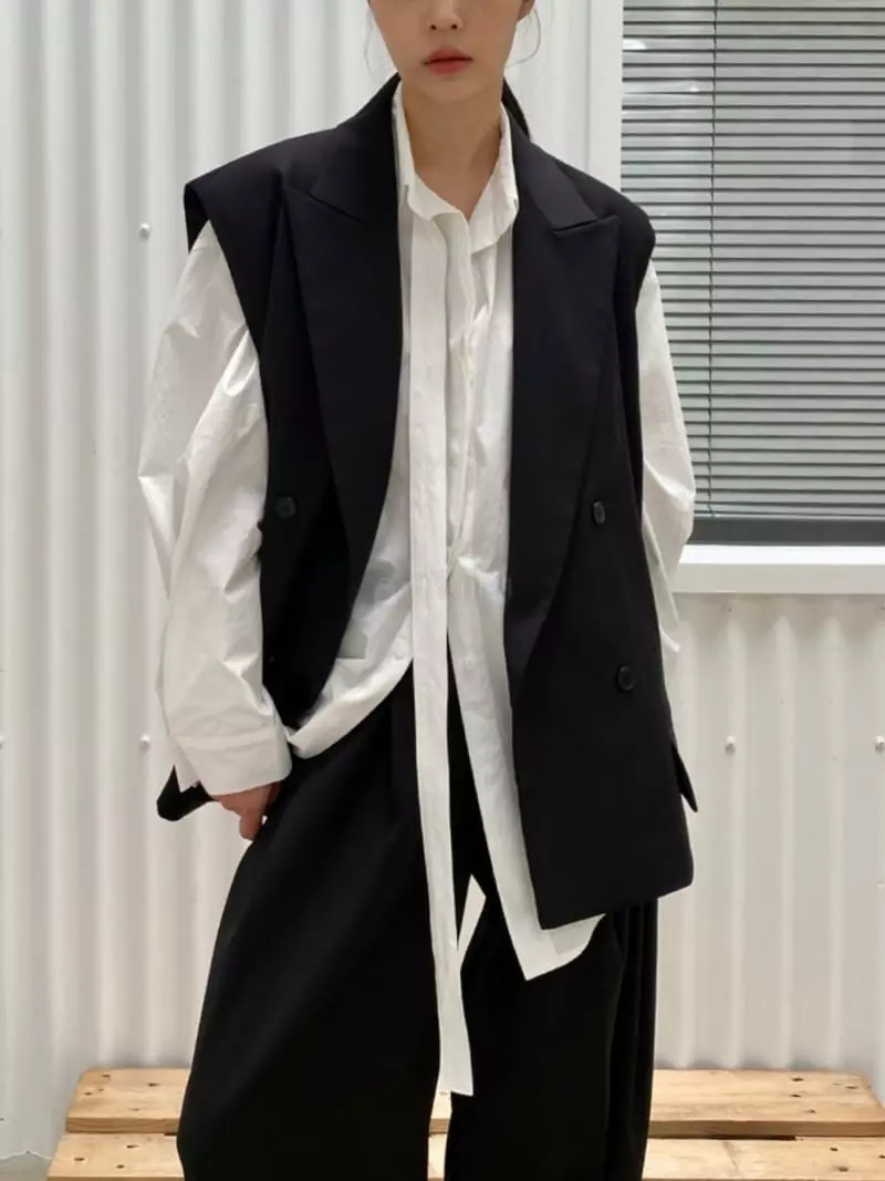 Le-Ppl - Korean Women Fashion - #momslook - Bolf Vest