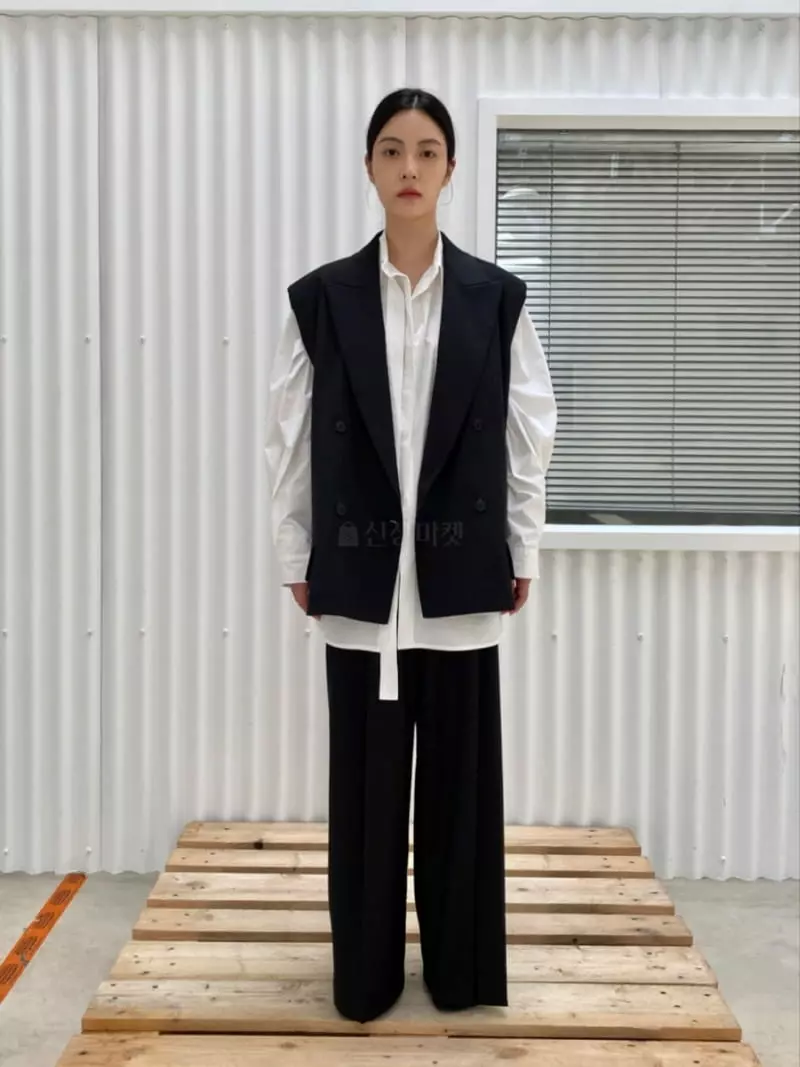 Le-Ppl - Korean Women Fashion - #momslook - Bolf Vest - 9