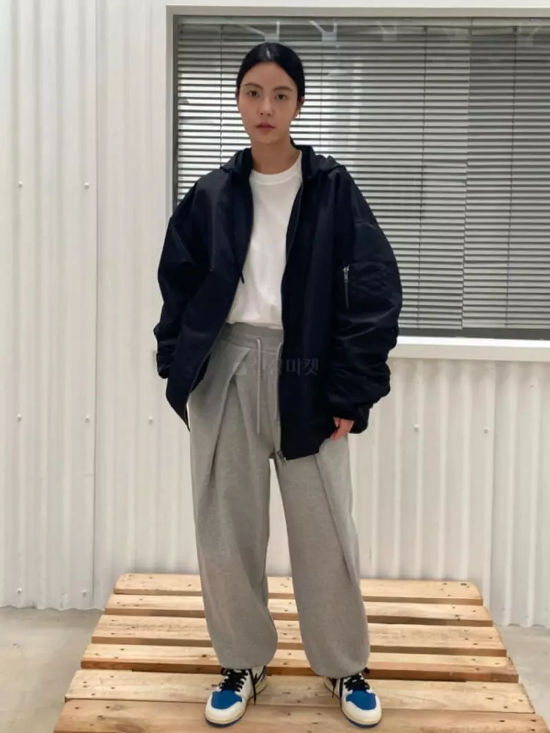 Le-Ppl - Korean Women Fashion - #restrostyle - Airplane Jumper - 7