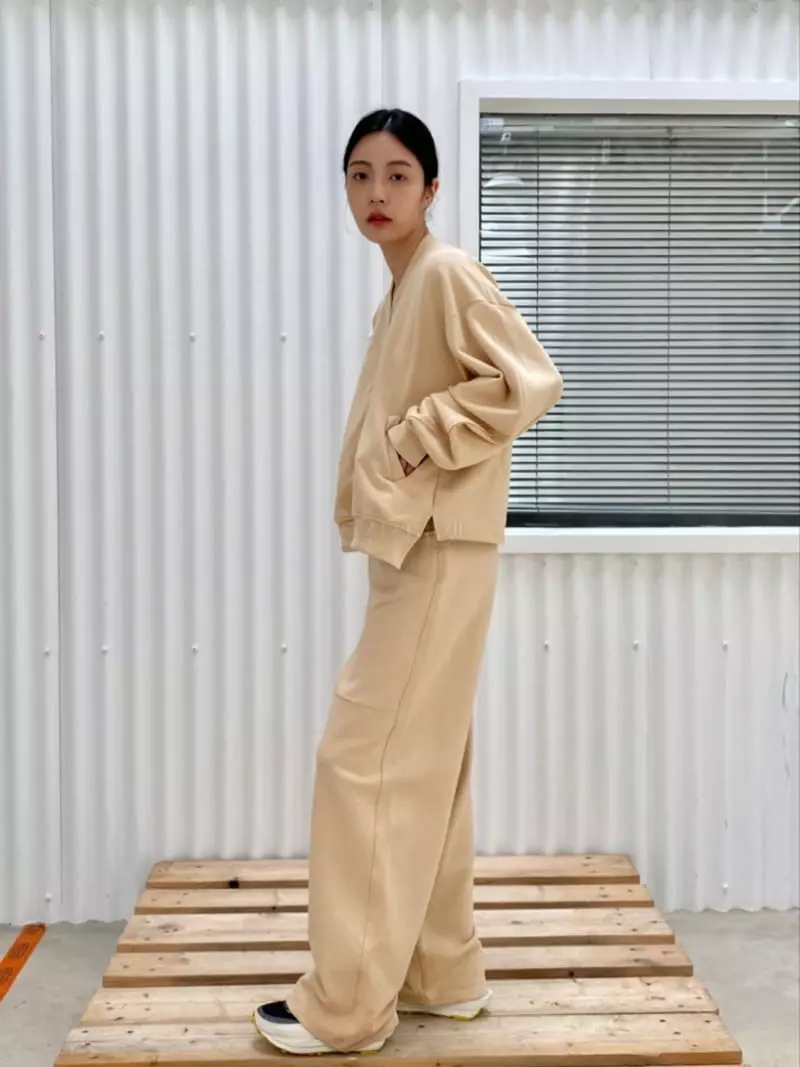 Le-Ppl - Korean Women Fashion - #romanticstyle - Folder Jumper - 6