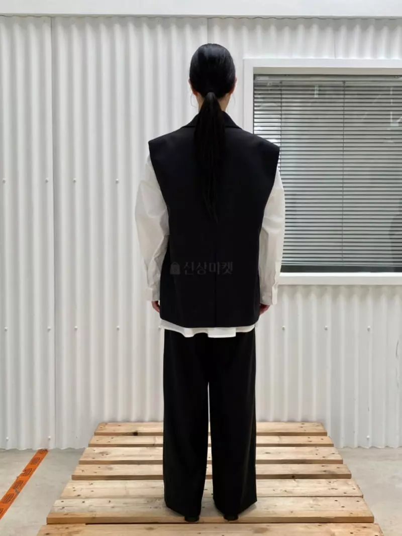 Le-Ppl - Korean Women Fashion - #womensfashion - Bolf Vest - 10