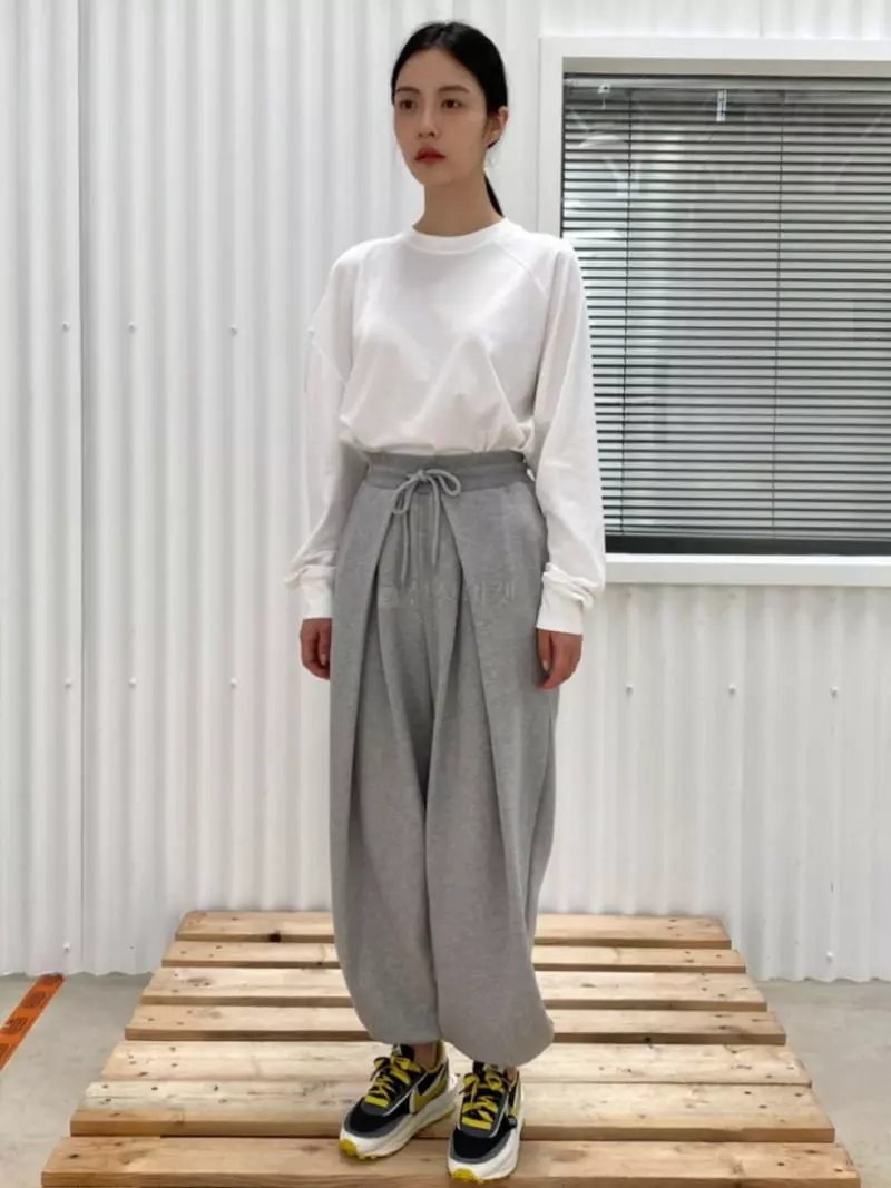 Le-Ppl - Korean Women Fashion - #womensfashion - Low Pants - 2