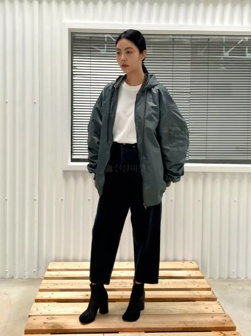 Le-Ppl - Korean Women Fashion - #womensfashion - Airplane Jumper - 3