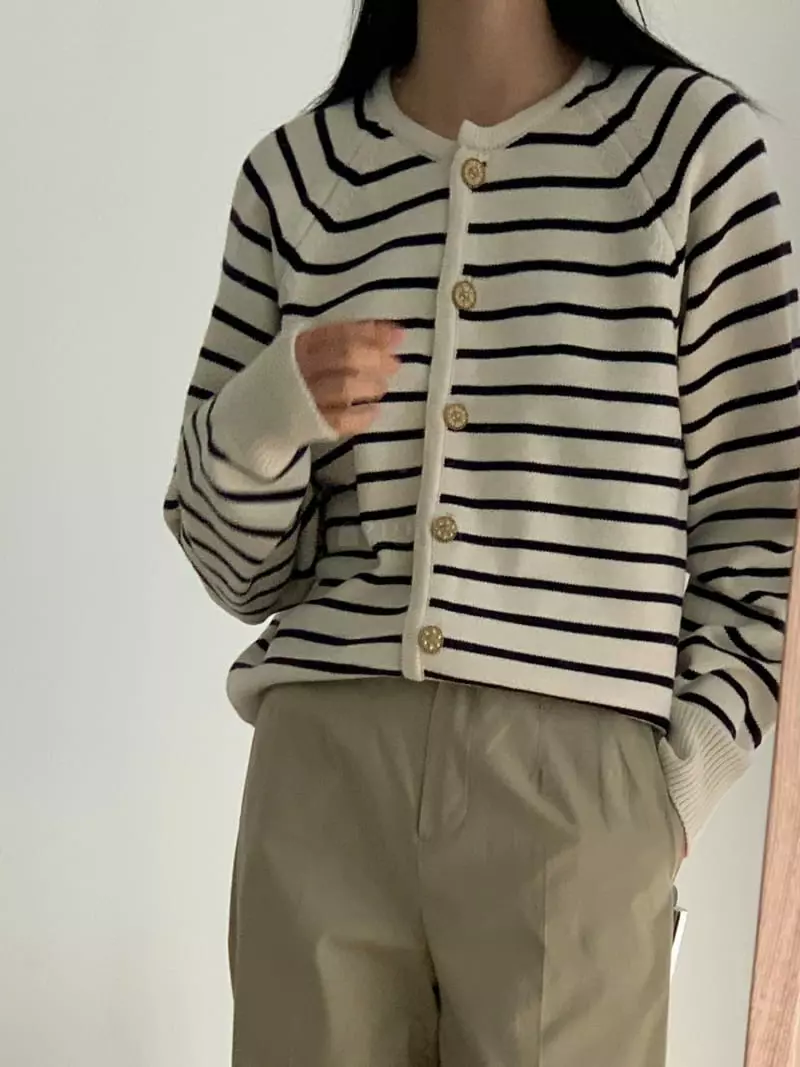 Leneuf - Korean Women Fashion - #pursuepretty - Gold Stripes Cardigan - 5
