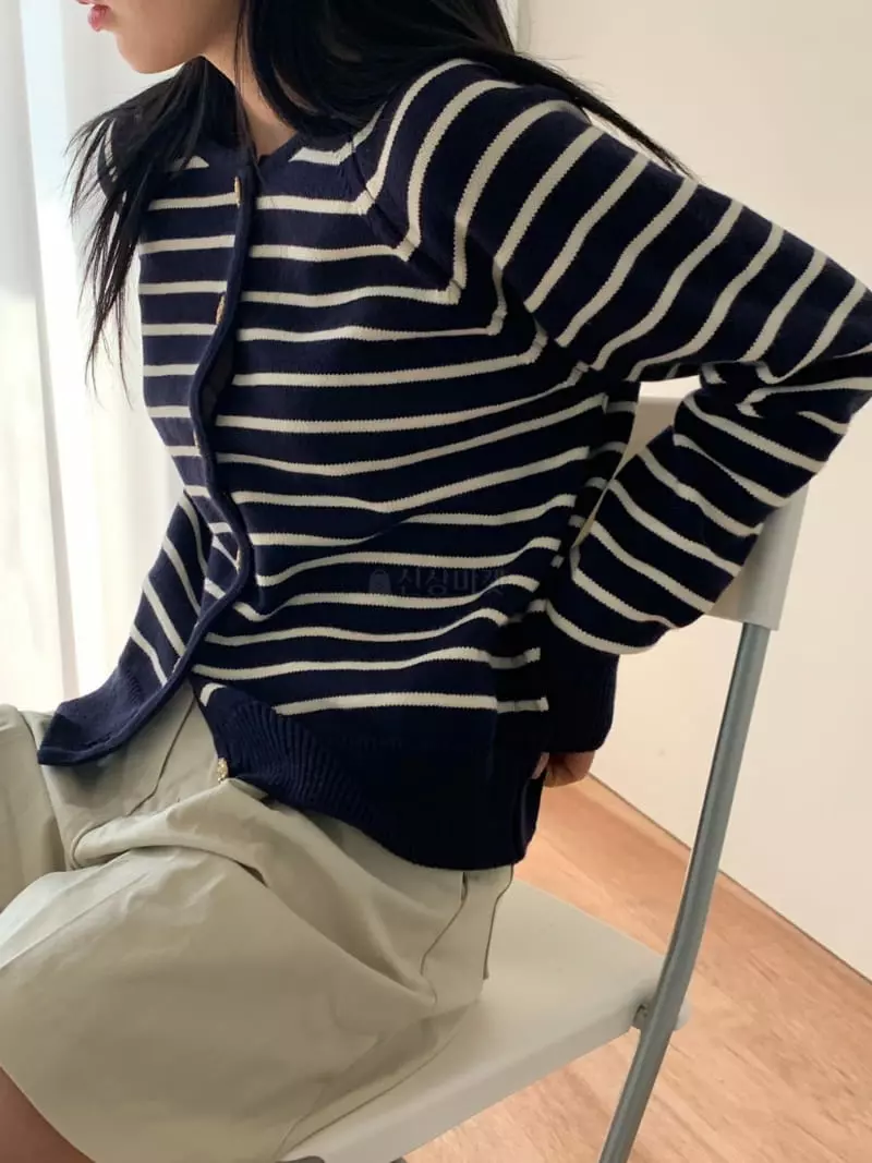 Leneuf - Korean Women Fashion - #vintageinspired - Gold Stripes Cardigan - 3