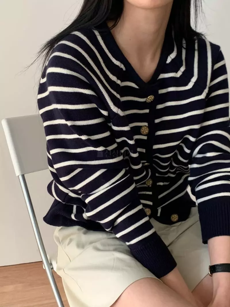 Leneuf - Korean Women Fashion - #womensfashion - Gold Stripes Cardigan - 2