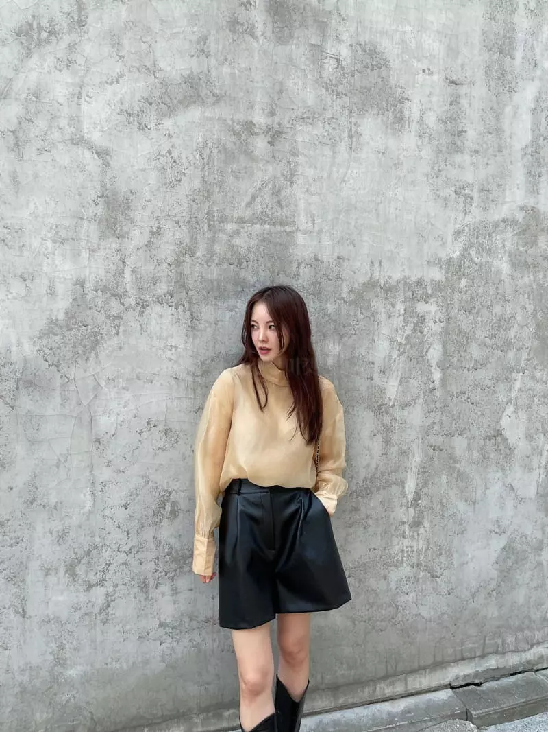 Levase - Korean Women Fashion - #momslook - Half Neck Blouse - 7