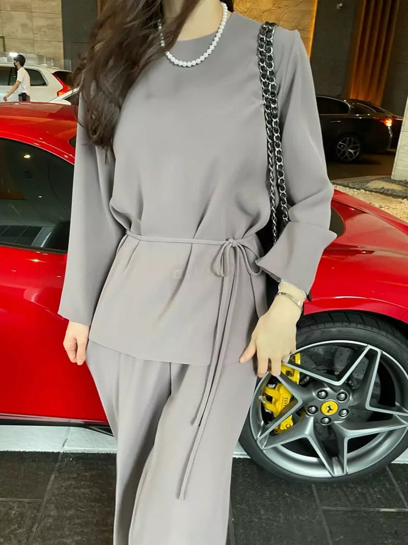 Levase - Korean Women Fashion - #momslook - Slick Blouse - 2