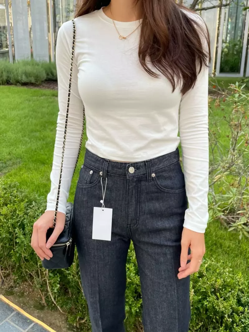 Levase - Korean Women Fashion - #thelittlethings - Séance Crop Tee - 3