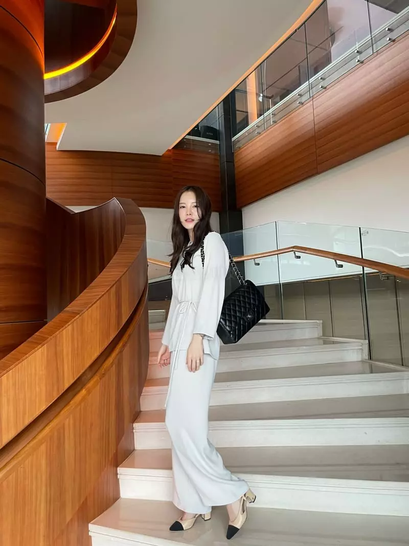 Levase - Korean Women Fashion - #thelittlethings - Slick Blouse