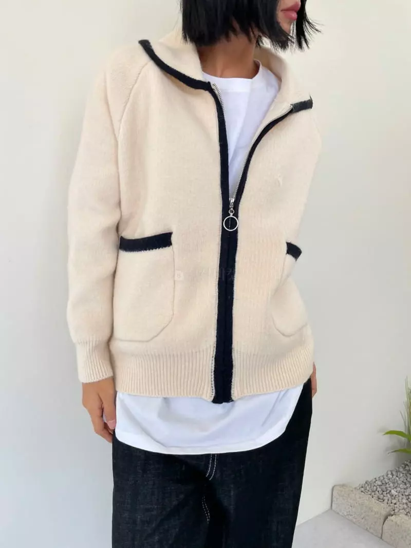 Level - Korean Women Fashion - #momslook - Line Zip-up Knit - 2