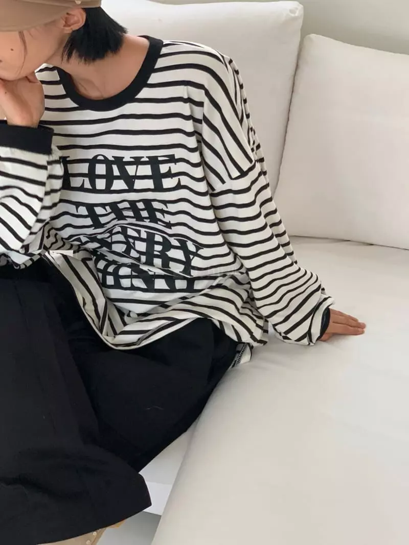 Level - Korean Women Fashion - #momslook - Love Stripes Tee