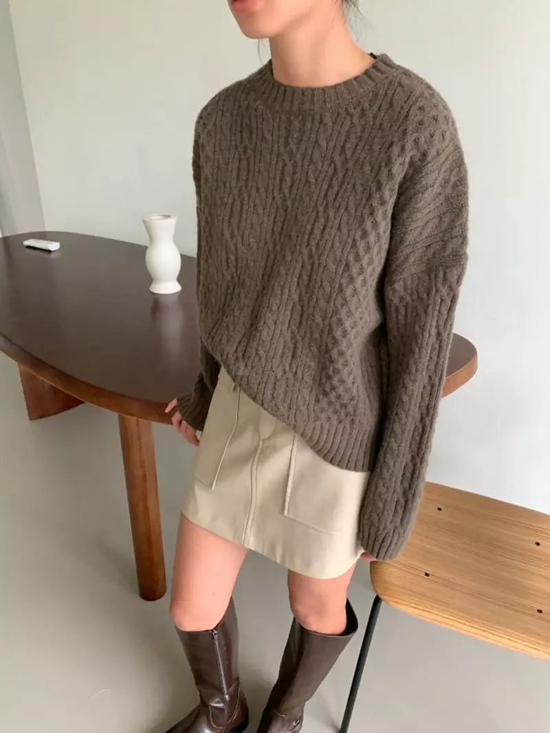 Level - Korean Women Fashion - #momslook - Bibi Twist Knit Tee - 7