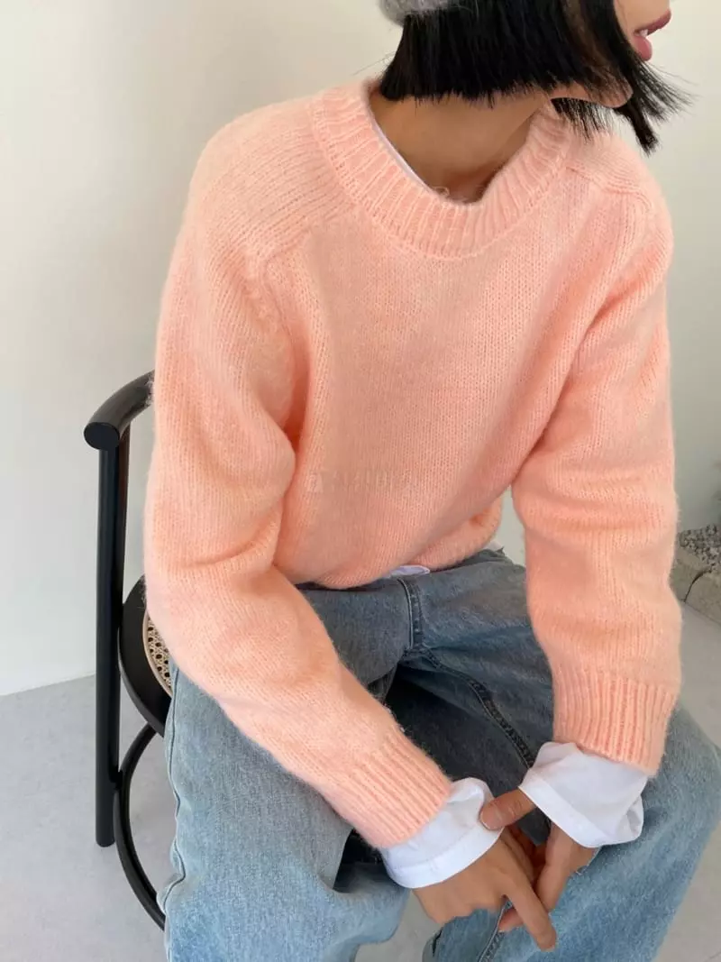 Level - Korean Women Fashion - #momslook - Soy Color Knit Tee - 3