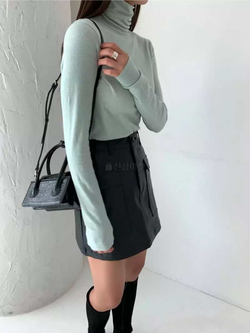 Level - Korean Women Fashion - #womensfashion - Angora Turtleneck Tee - 4