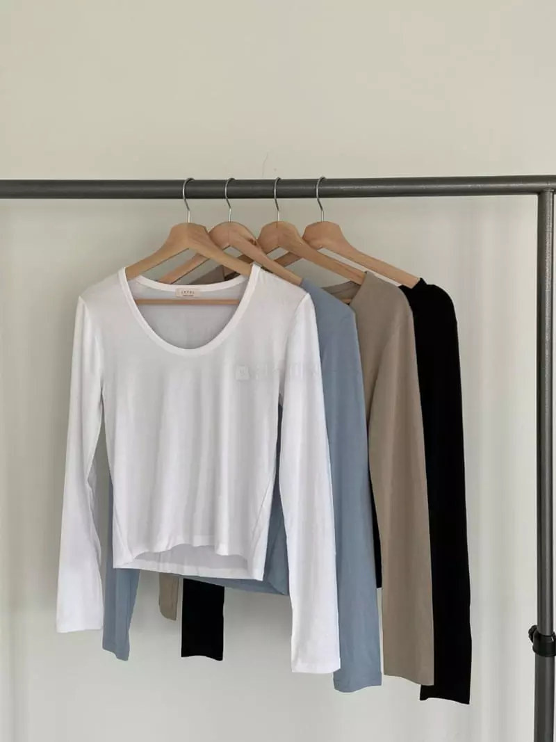 Level - Korean Women Fashion - #momslook - Curve Sticky Tee - 7