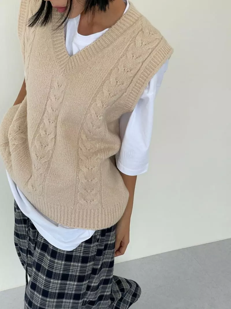Level - Korean Women Fashion - #pursuepretty - Mue Knit Vest - 5