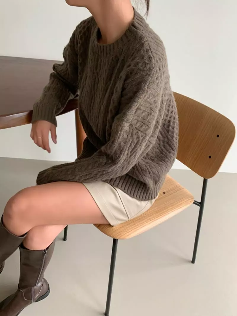 Level - Korean Women Fashion - #thelittlethings - Bibi Twist Knit Tee - 6