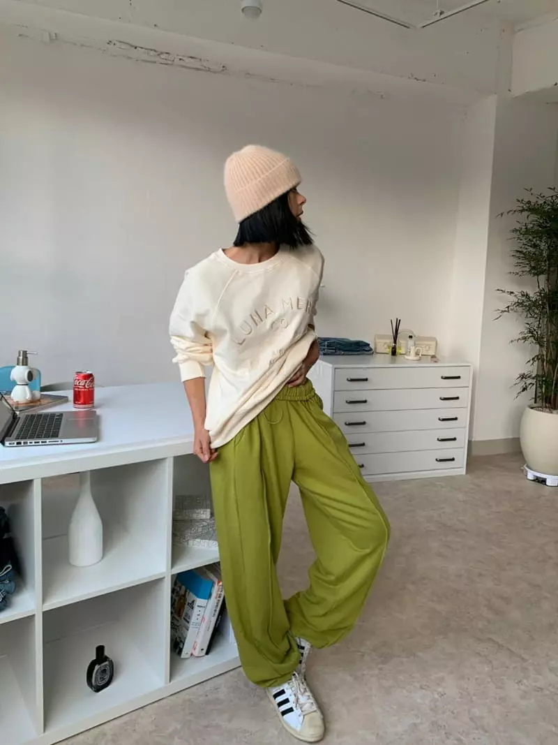 Level - Korean Women Fashion - #vintageinspired - Luna Sweatshirt - 9