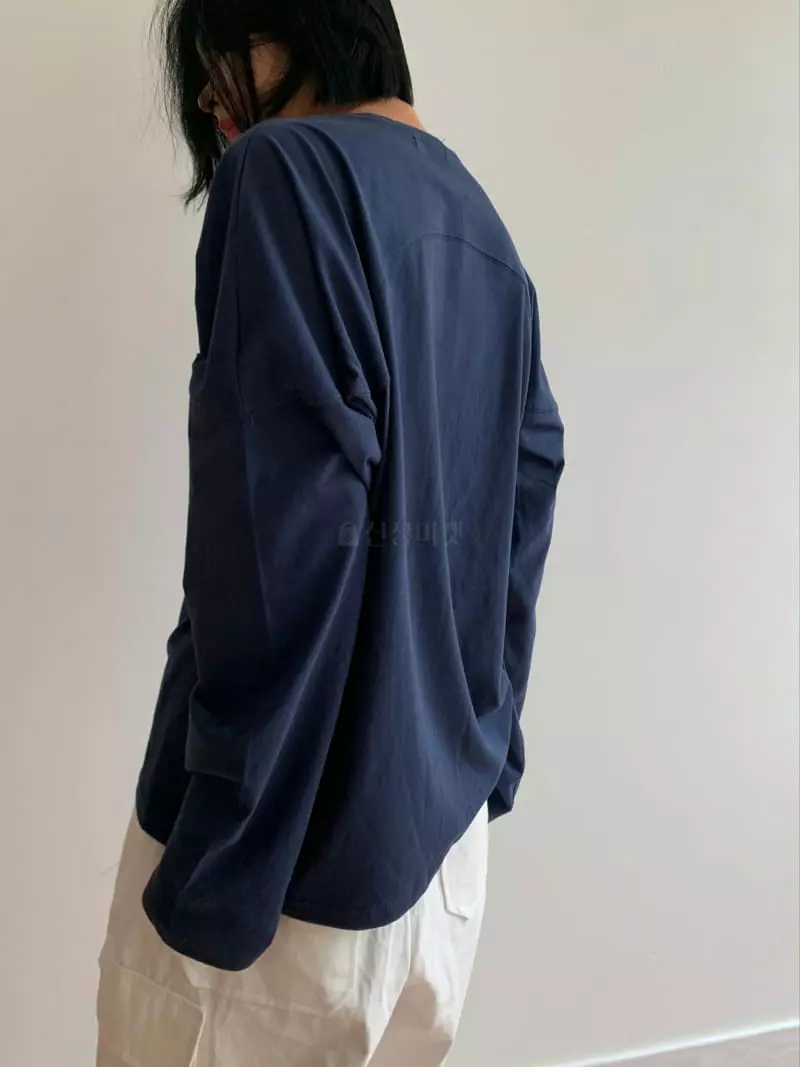 Level - Korean Women Fashion - #vintagekidsstyle - Wave Tee - 5