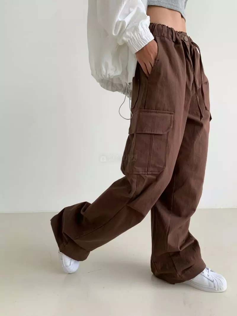 Level - Korean Women Fashion - #vintagekidsstyle - Meet Cargo Pants - 3