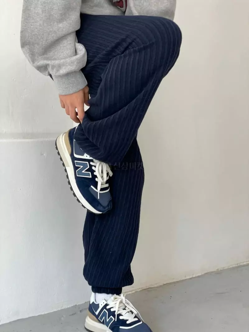 Level - Korean Women Fashion - #womensfashion - Knit Pants - 11